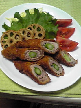 アスパラの肉巻き♪