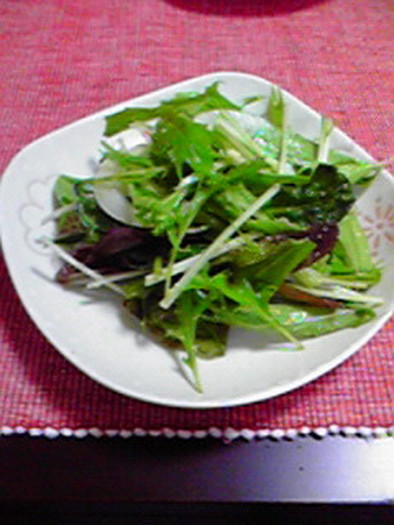 簡単♪野菜をたっぷり食べるサラダの写真