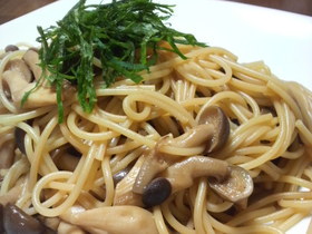 しめじが香る!バター醤油味の和風パスタ