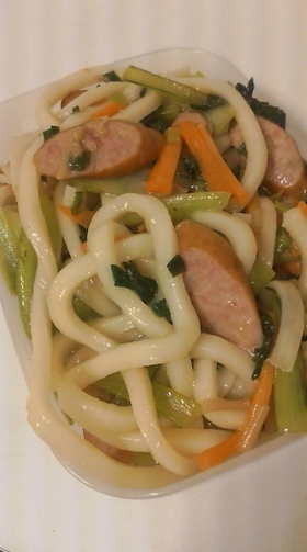 冷蔵庫にあるもので焼うどん(ゆず胡椒味)
