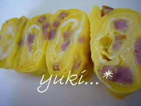 余ったくずウインナーで卵焼き@お弁当に