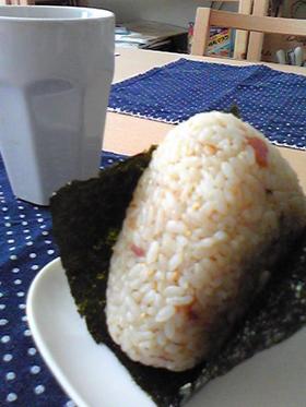 大好き♡ごまごま梅おにぎり