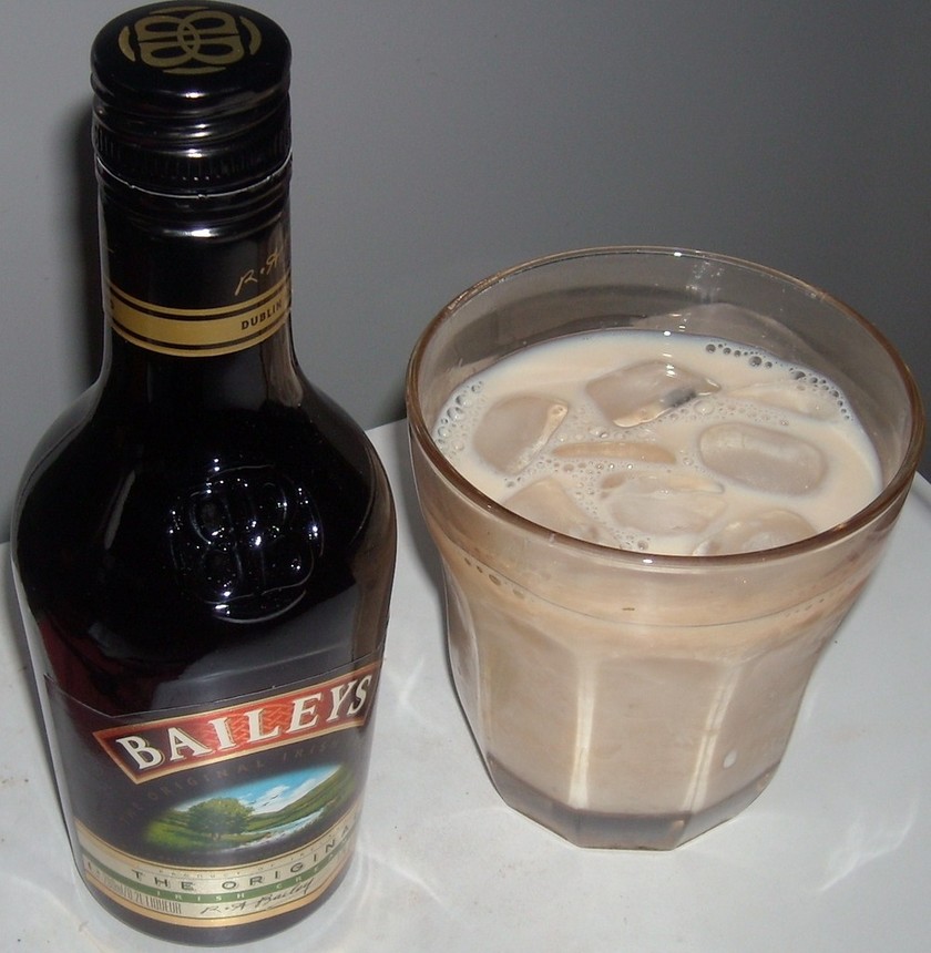 ベイリーズ エスプレッソ マティーニ レシピ