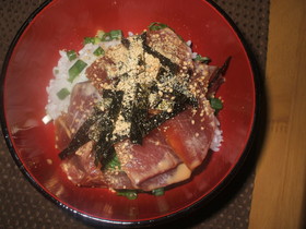 マヨネーズを使った まぐろのづけ丼