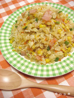ウチの簡単♡バターの香りの野菜チャーハン