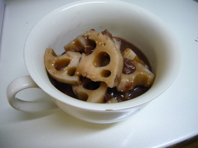 ホクホク蓮根のぜんざい(もちきび入り)