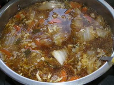 ゴマ薫る、ピリ辛スープの写真
