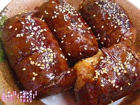 合わせ調味料で超簡単!!肉巻きおにぎり