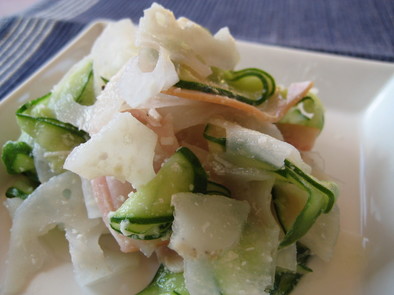 ✿れんこん+粉チーズ✿マリネ風サラダの写真