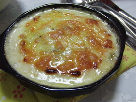 簡単☆美味☆ポテトのチーズ焼きグラタン