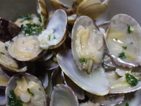 あさりのスペイン風酒蒸し