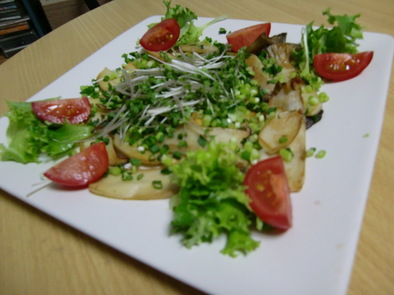 エリンギガーリックサラダの写真