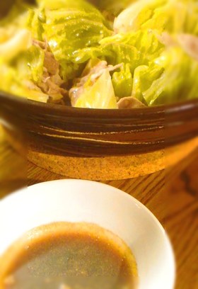蒸し春キャベツと、胡椒酢醤油