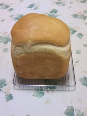 皮がサクサク☆食パン