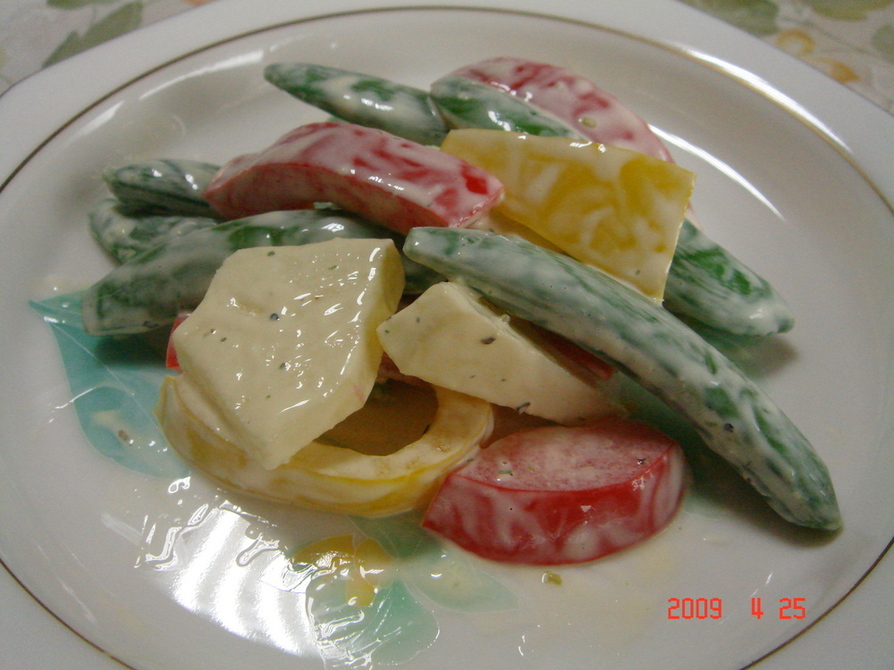 パプリカのビタミンカラーサラダの画像