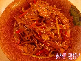 鶏もも入り金平ごぼう