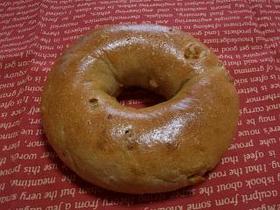 1gイーストで黒糖胡桃BAGEL