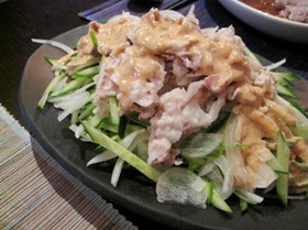 濃厚ゴマドレで豚肉の冷しゃぶサラダ