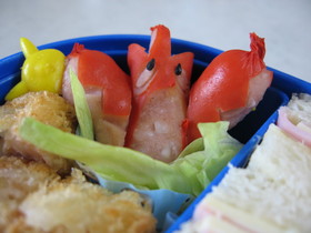 簡単!ポケモンキャラ弁☆赤ウインナーで☆
