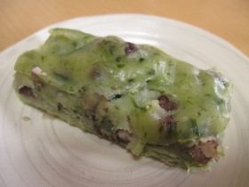 甘納豆入り♪米粉のよもぎ蒸しパン♪