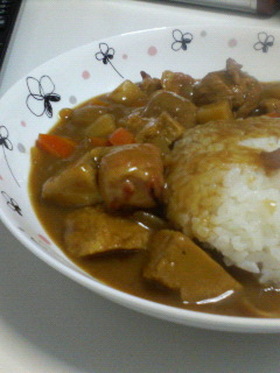 内緒のボリュームカレー