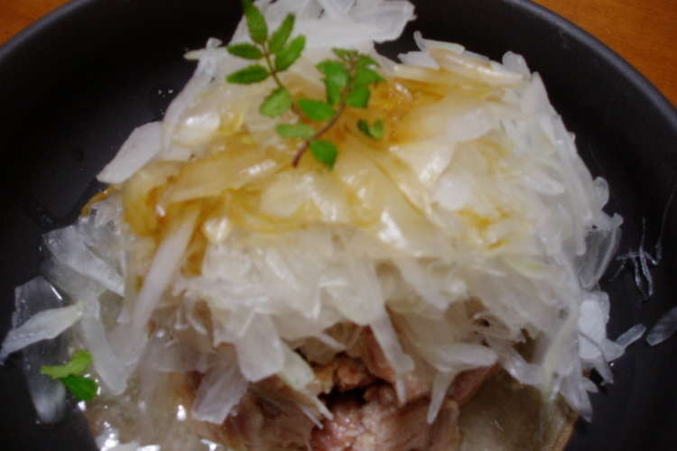 ヘルシー 鮭の中骨缶の新玉ねぎのせ レシピ 作り方 By かばぽん クックパッド 簡単おいしいみんなのレシピが356万品
