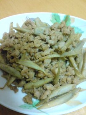 鶏ひき肉のきんぴらごぼう