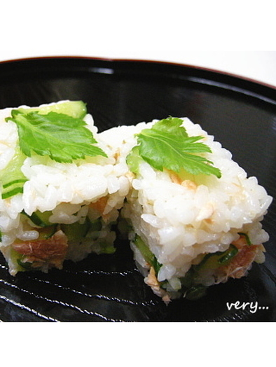 焼き鮭を使って❤簡単な洋風押し寿司の写真
