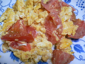 トマトと玉子のオイスターソース炒め♬