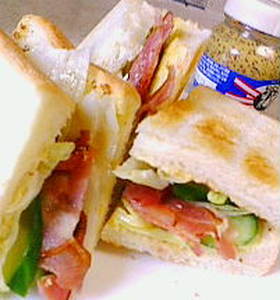 ホットサンドイッチ!