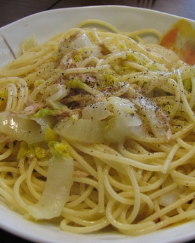 白菜がとろり甘くてウマイ!白菜ツナスパ