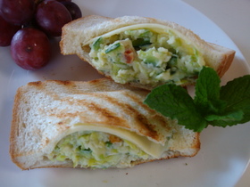 水っぽくない 野菜たっぷりサラダ♡サンド
