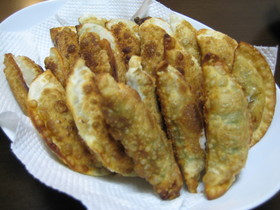 餃子の皮で納豆チーズおつまみ☆