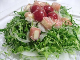 千切りキャベツと新玉葱サラダ