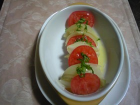 新玉ねぎとトマトのサラダ