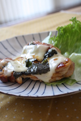 海苔チーズがとろとろの照り焼きチキン