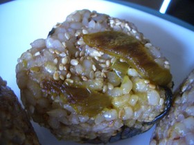 高菜とじゃこの焼きおにぎり