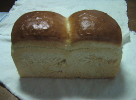 バターロールで食パン(●^o^●)