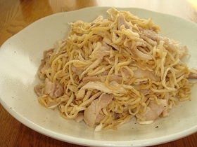 切り干し大根と豚バラ肉の炒め物