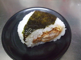 ソースカツどん風おにぎり