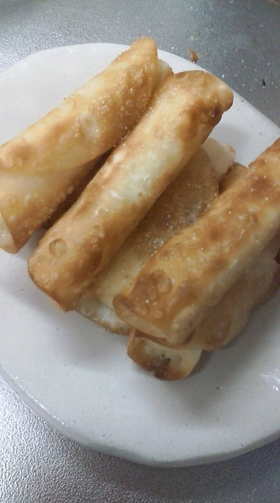 餃子の皮で 簡単おつまみ チーズ巻き