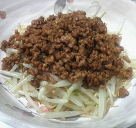 ☺簡単!肉味噌もやし☺