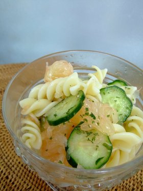 簡単☆グレープフルーツのスパサラダ