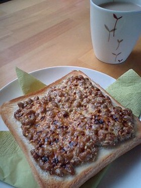 まぜまぜ納豆トースト☆