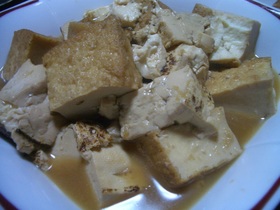 甘辛でもさっぱりな焼き豆腐と厚揚げの煮物