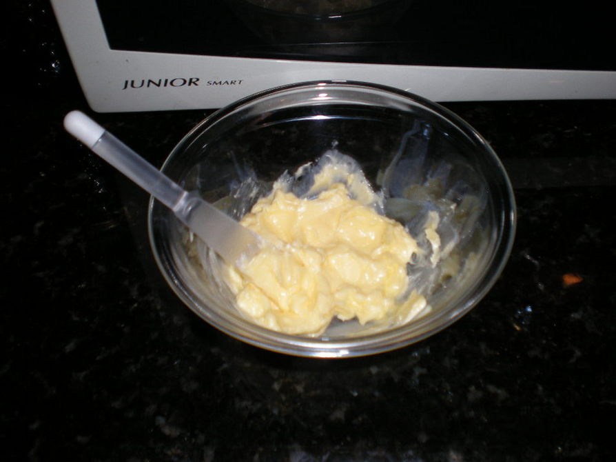 硬いバターを1分以内にやわらかくする方法の画像