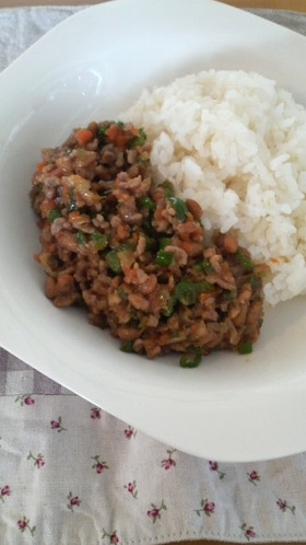納豆やさいそぼろ