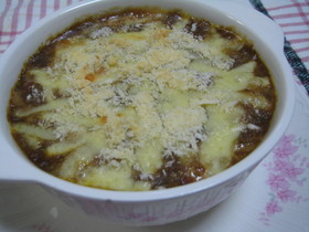 残ったカレーで手軽に♪ 納豆焼きカレー