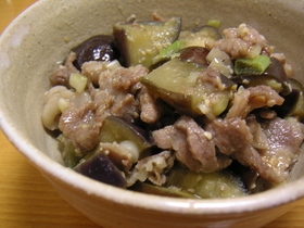 うちの味♪なすと豚肉の味噌煮