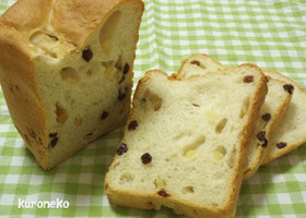 HBとひと手間で!アップルレーズン食パン